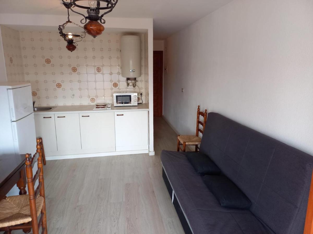 Estudi Amb Vistes Al Canal Apartment Empuriabrava Exterior photo